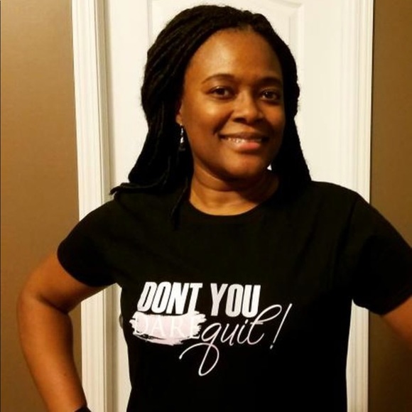 Motivational tee shirts. DONT YOU DARE QUIT! - Picture 2 of 3
